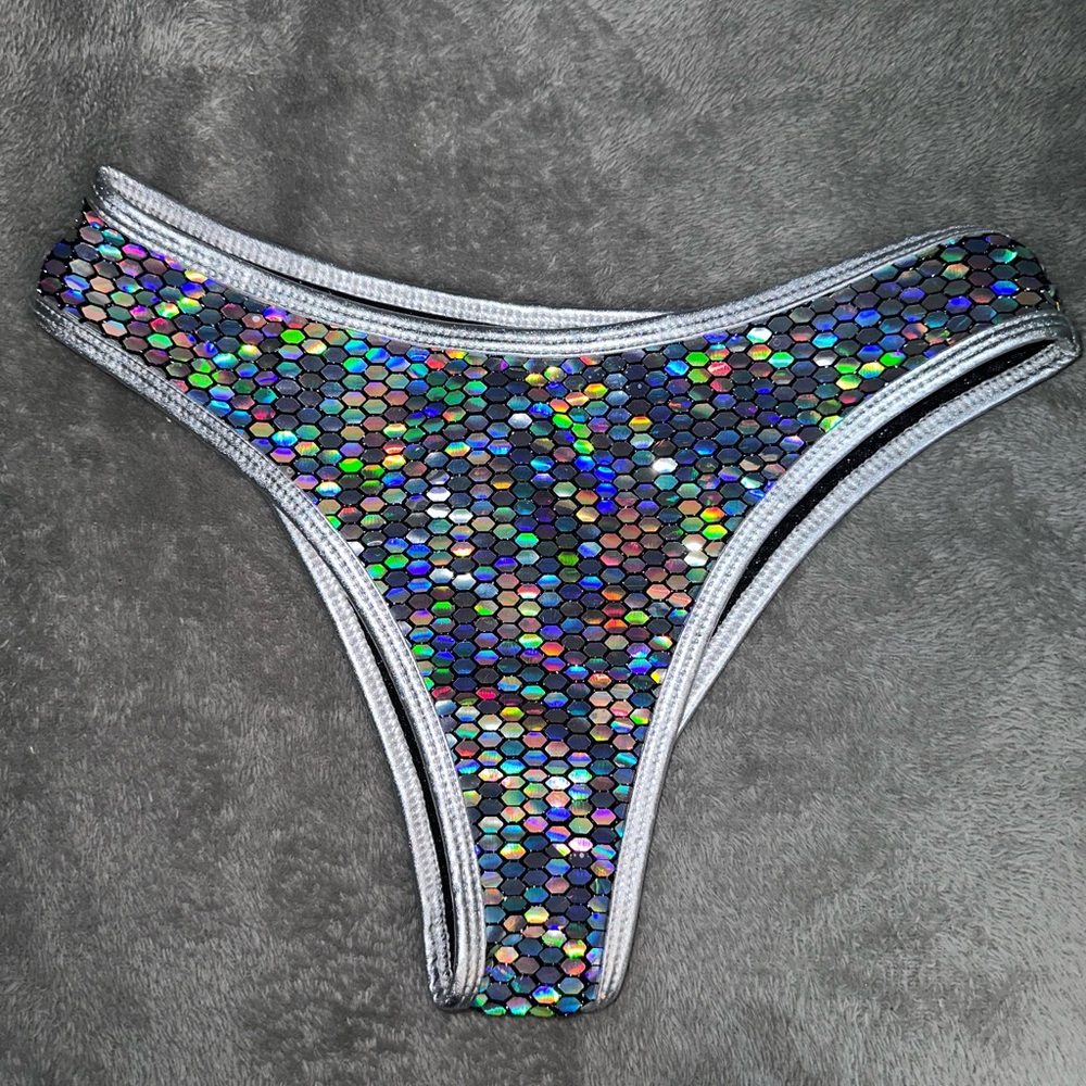NWOT Rave bottoms - Picture 2 of 2